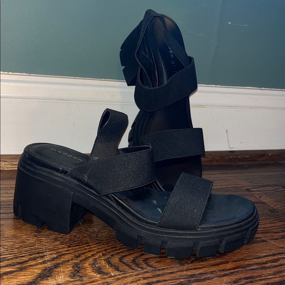 Madden Girl Chunky Strappy Heels Size 8